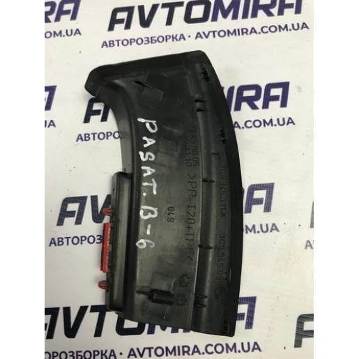 Накладка фонаря задняя левая VW Passat B6 Wagon 2005-2010 3C9945311A